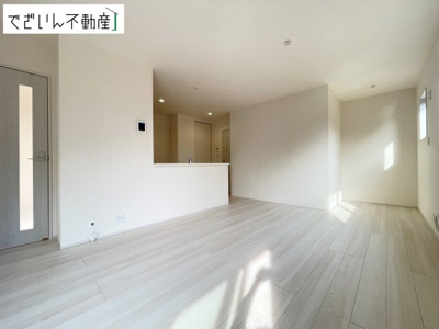 【居間・リビング】 | Livele Garden.S熊谷市拾六間 第6　新築住宅 | ≪1号棟≫
現地(2026年7月撮影)
