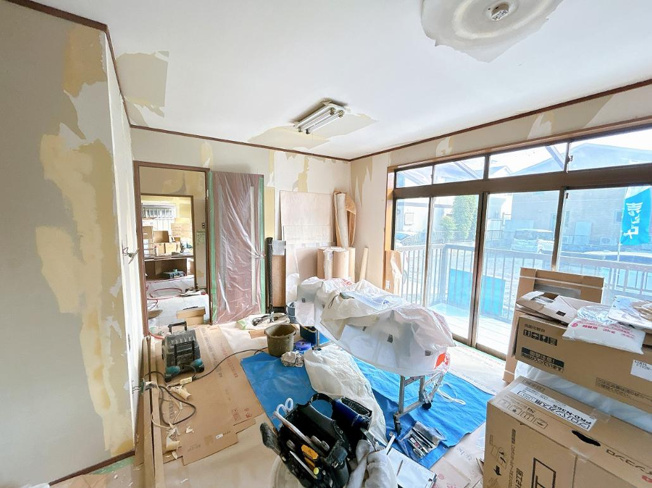 【居間・リビング】 | 阿見町うずら野2丁目　中古戸建