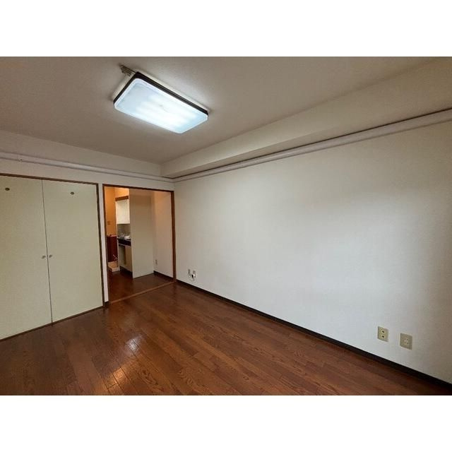 厚木市栄町２丁目の賃貸マンションの内装