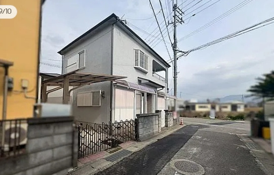 岩出市西国分の前面道路含む現地写真