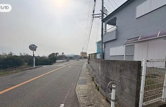 岩出市西国分の前面道路含む現地写真