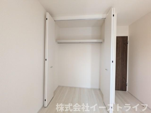 【新築戸建】　いわき市平塩第1　全2棟　長期優良住宅の収納|2号棟写真　収納スペースが豊富です。全居室に収納が付いており、すっきり片づけることができ部屋を広く使うことができます。