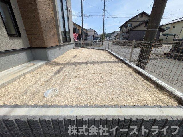 【新築戸建】　いわき市平塩第1　全2棟　長期優良住宅の庭|2号棟写真　ガーデニングや家庭菜園も楽しめる庭がついています！
