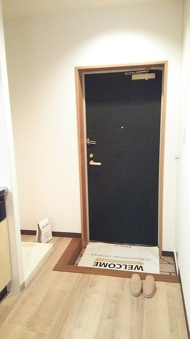 WATOLE 院内の玄関