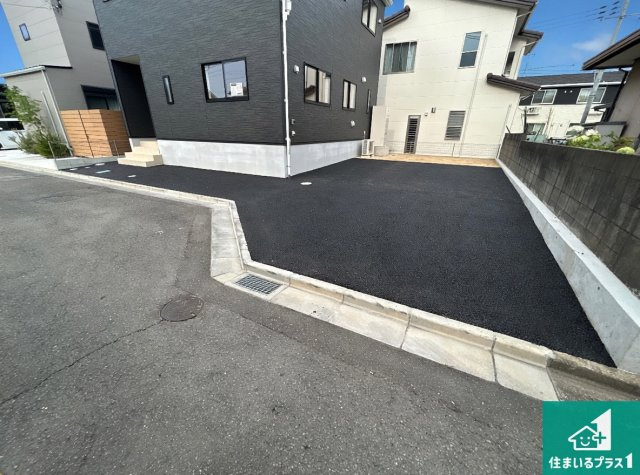 和歌山市木ノ本　第10期　新築一戸建ての駐車場|駐車スペース！散水栓があるので、こまめに愛車を洗えます！