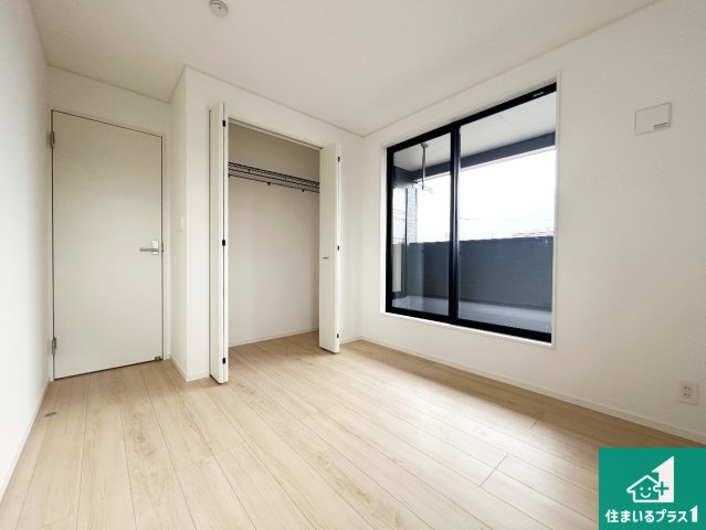 和歌山市木ノ本　第10期　新築一戸建ての洋室|ナチュラル感のある洋室は、自分好みのインテリアが楽しめます♪ご家族とインテリアや家具を選びに行くのは新築購入時の醍醐味の一つです。ぜひお楽しみください♪