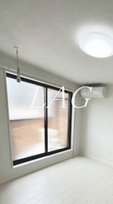 【居間・リビング】 | フォレストテラス鶴間 | 洋室のお部屋です。（同仕様設備です。）