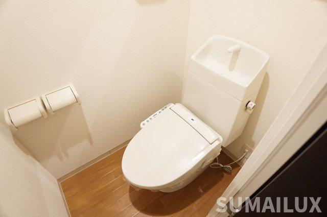 熊本市西区池田１丁目のアパートの玄関