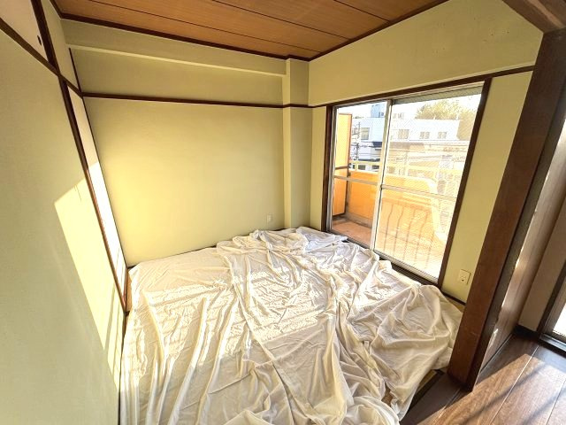 津田コーポの和室