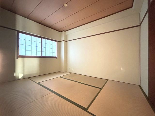津田コーポの和室