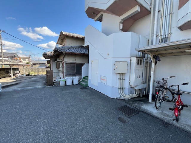 クロスロード北池田のエントランス