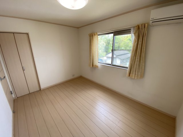 【洋室】 | 北区梶尾町