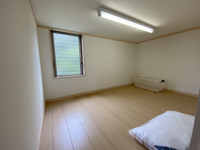 【洋室】 | 北区梶尾町