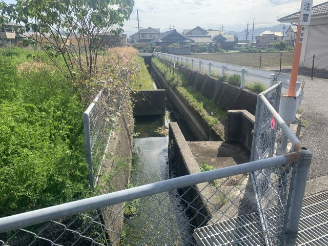 岩出市東坂本　売土地の周辺