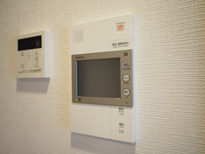 【セキュリティ】 | THE HUB MIYAKOJIMA | モニター付きインターホンです