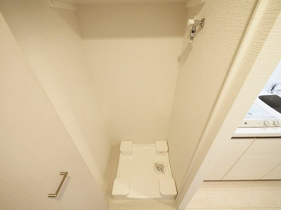 【設備】 | THE HUB MIYAKOJIMA | 洗濯機置き場です
