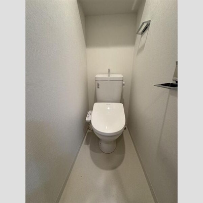 【トイレ】 | Alivis浪速東SoL TERRACE | 落ち着いた色調のトイレです