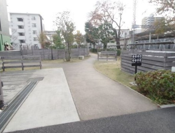 ｇｏｏｄｒｏｏｍ　ｒｅｓｉｄｅｎｃｅ　座間ホシノタニ団地　2号棟の駐車場
