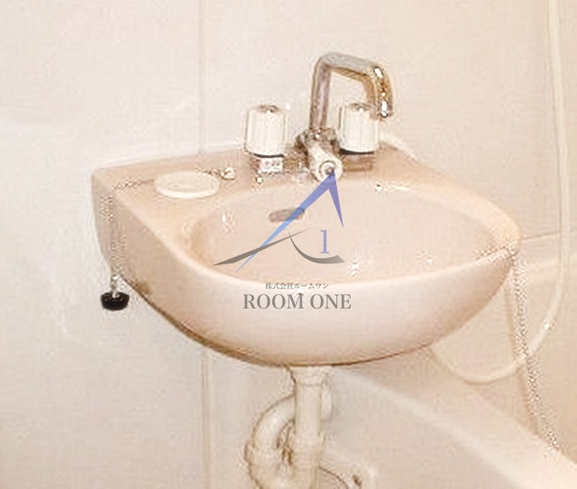 コスモ北新宿の洗面所|洗面台です。