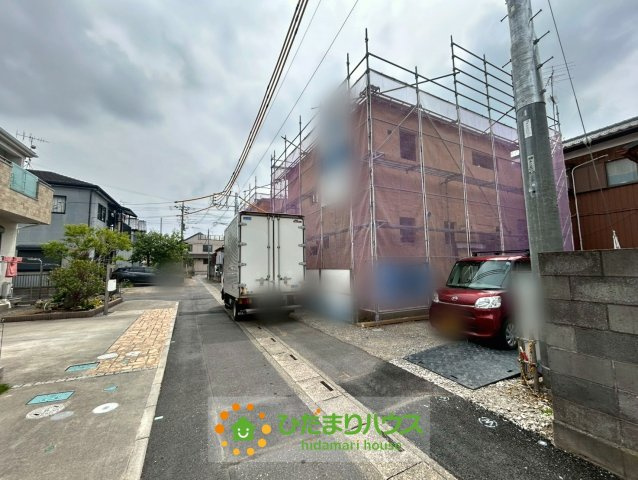 幸手市北一丁目　新築一戸建て　01　リーブルガーデンの前面道路含む現地写真|2026/05/08　撮影