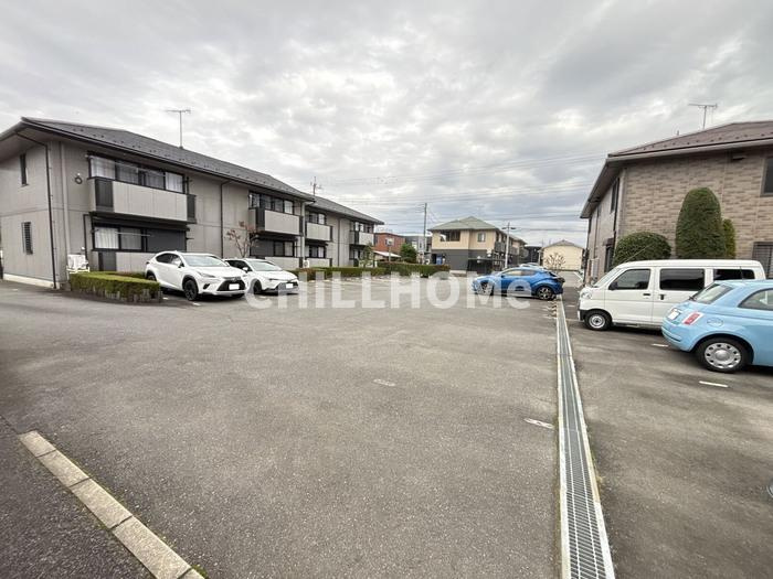 御料所ガーデン　Ｄ/Ｅの駐車場|当社、チルホームのHPもご覧ください(^^)/物件情報多数♪
