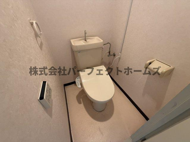 サンライズ枚方のトイレ|シンプルで使いやすいトイレです