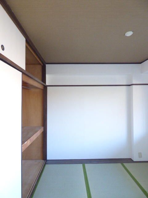 モロマンションＡ棟の和室