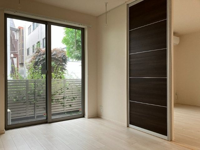 【居間・リビング】ＰＩＳＯ　ＡＲＣＥ　Ｓｈｉｎａｇａｗａ