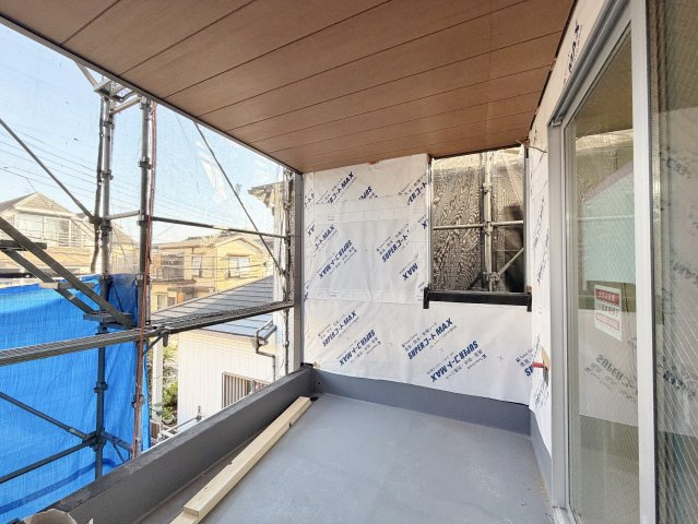 練馬区北町1丁目 限定1棟のバルコニー|2階インナーバルコニー
庇があるのでお天気や強い陽射しを気にすることなくお使いいただけます