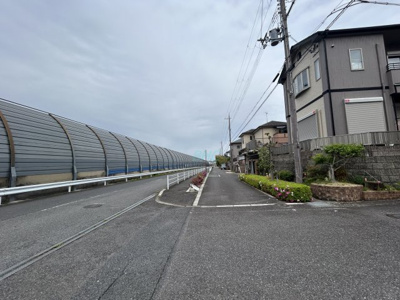 【前面道路含む現地写真】 | 栗東市安養寺