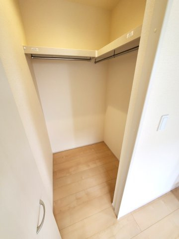 八潮市　伊草1丁目　新築戸建　全2棟の収納|たっぷりとした収納スペースです