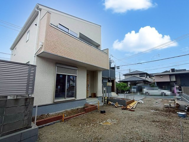 八潮市　伊草1丁目　新築戸建　全2棟の外観|外観です
