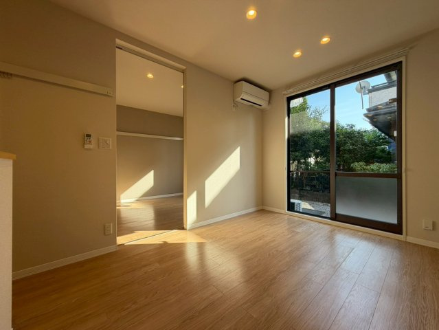 【居間・リビング】 | クレストコート峰栄