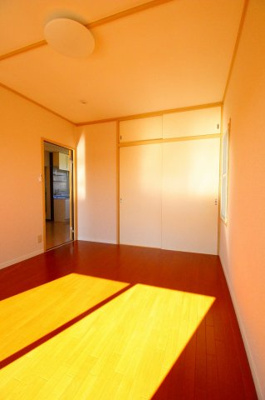 【居間・リビング】 | 708B | 退去前のため、別部屋のお写真です。