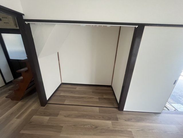 本一色一丁目戸建のその他