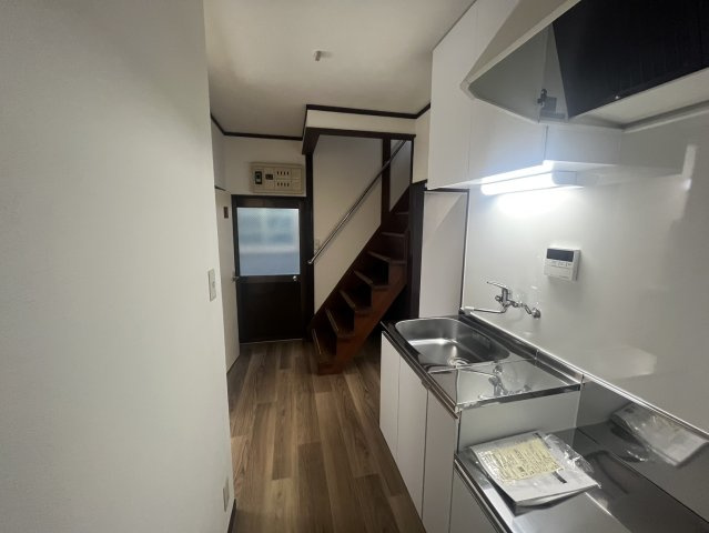 本一色一丁目戸建のキッチン