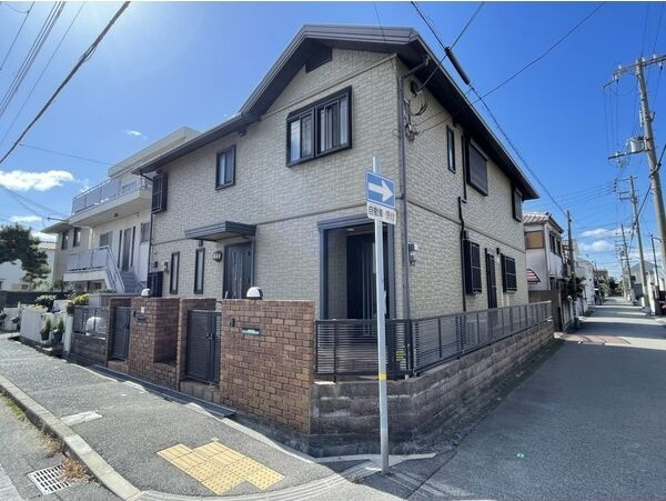 浜甲子園貸家の外観