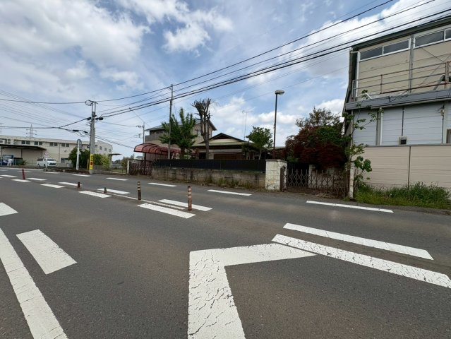 狭山市中新田　建築条件なし売地　西武新宿線『新狭山駅』徒歩27分　【堀兼小学区】の前面道路含む現地写真