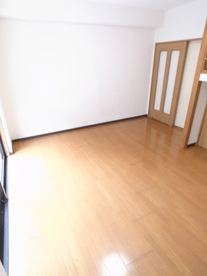 【居間・リビング】 | エクセルⅥ | 明るいお部屋ですね☆