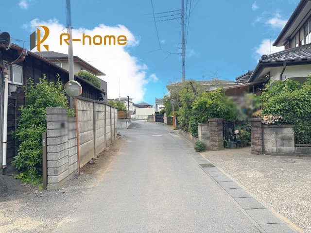 石岡市石岡　新築戸建て　1号棟の前面道路含む現地写真|周辺環境も併せて案内致します♪
閑静な住宅地で笑顔あふれる新生活！
ぜひ現地へお越しください♪
