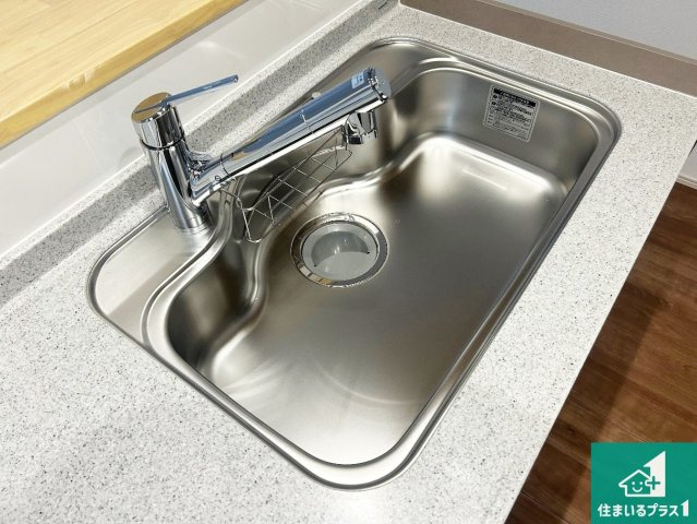 大阪市西淀川区中島　第12期　新築一戸建ての設備|広々としたシンクで食器洗いも楽々！