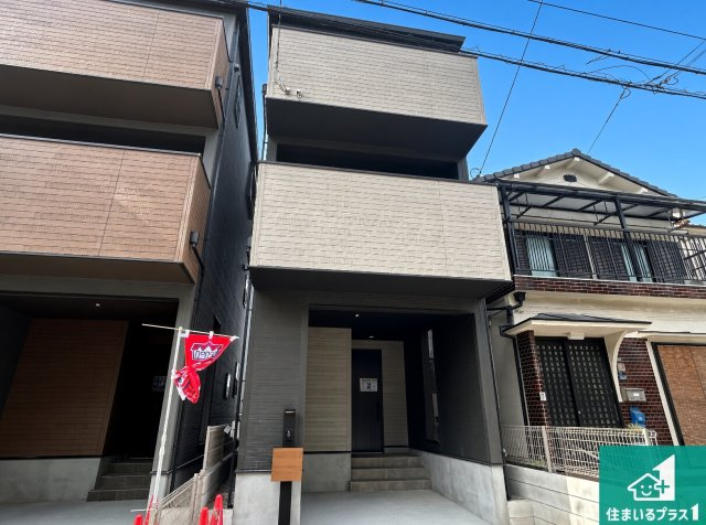 大阪市西淀川区中島　第12期　新築一戸建ての外観|お客様に長く安心して住んでいだだける事にこだわった家づくり！住んでからのアフターサービスにもしっかりと取り組んでいます！