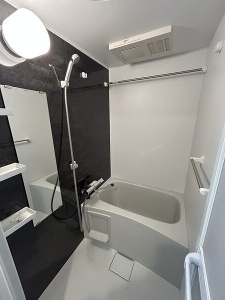S-RESIDENCE桜本町awesomeの浴室