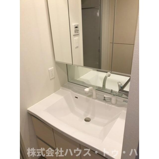 ラグゼナ流山おおたかの森の洗面所