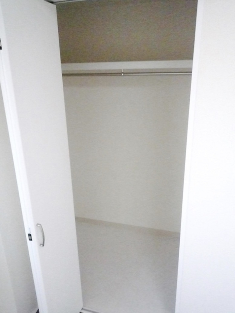 北区十条仲原３丁目の賃貸マンションの収納
