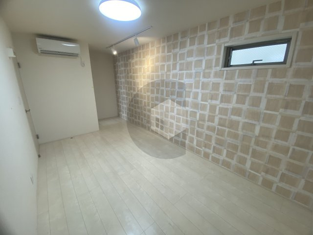 フジパレス放出6番館の洋室