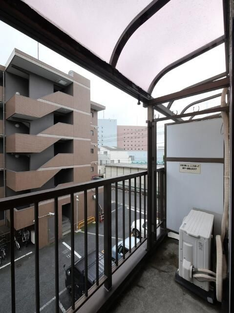 リブェール・Ｊのバルコニー