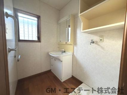 宮崎市千草町　中古住宅の脱衣所