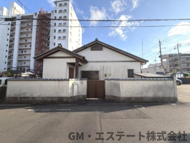 宮崎市千草町　中古住宅の外観