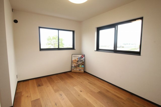南国市大そね　2号棟　サウナ室付き　新築戸建　（全2区画）　の洋室|2Ｆ　南東の部屋　4.5帖
